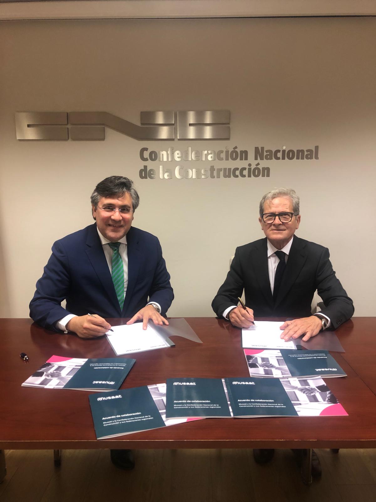 Musaat y la CNC firman un acuerdo de colaboración para impulsar la contratación de seguros en el sector de la construcción